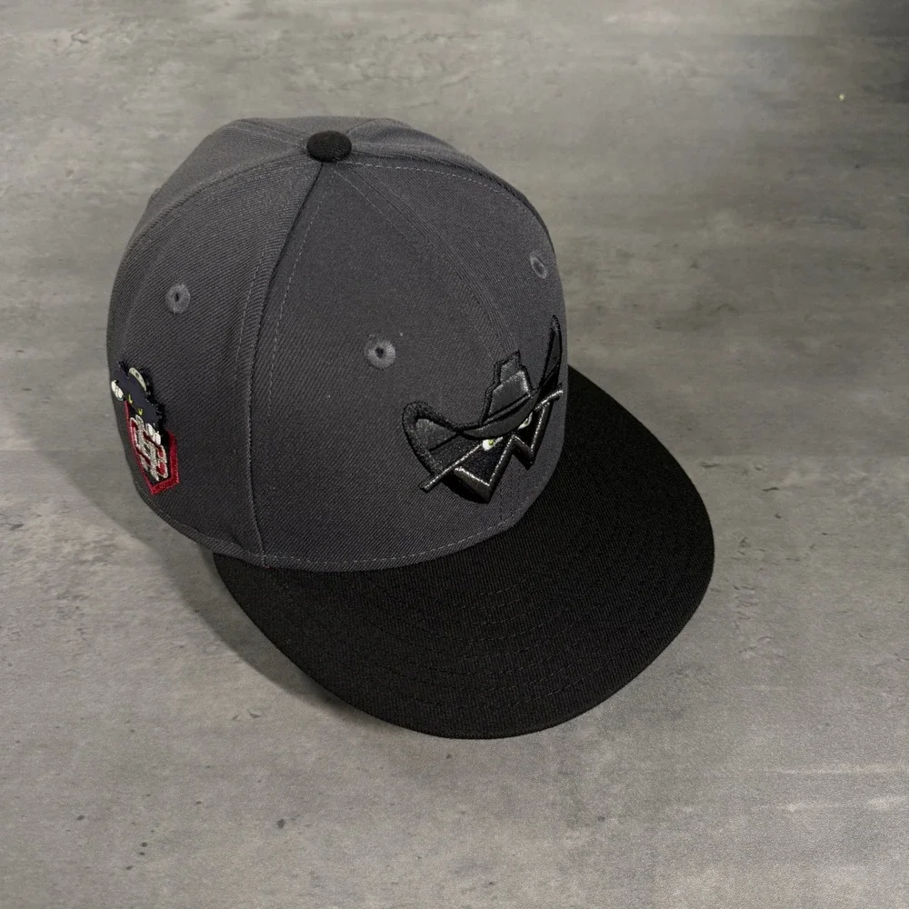 Hat‎ Club Wichita Wranglers New Era Cap 7 1/4 Gray Burgundy Horror Pack Metallic